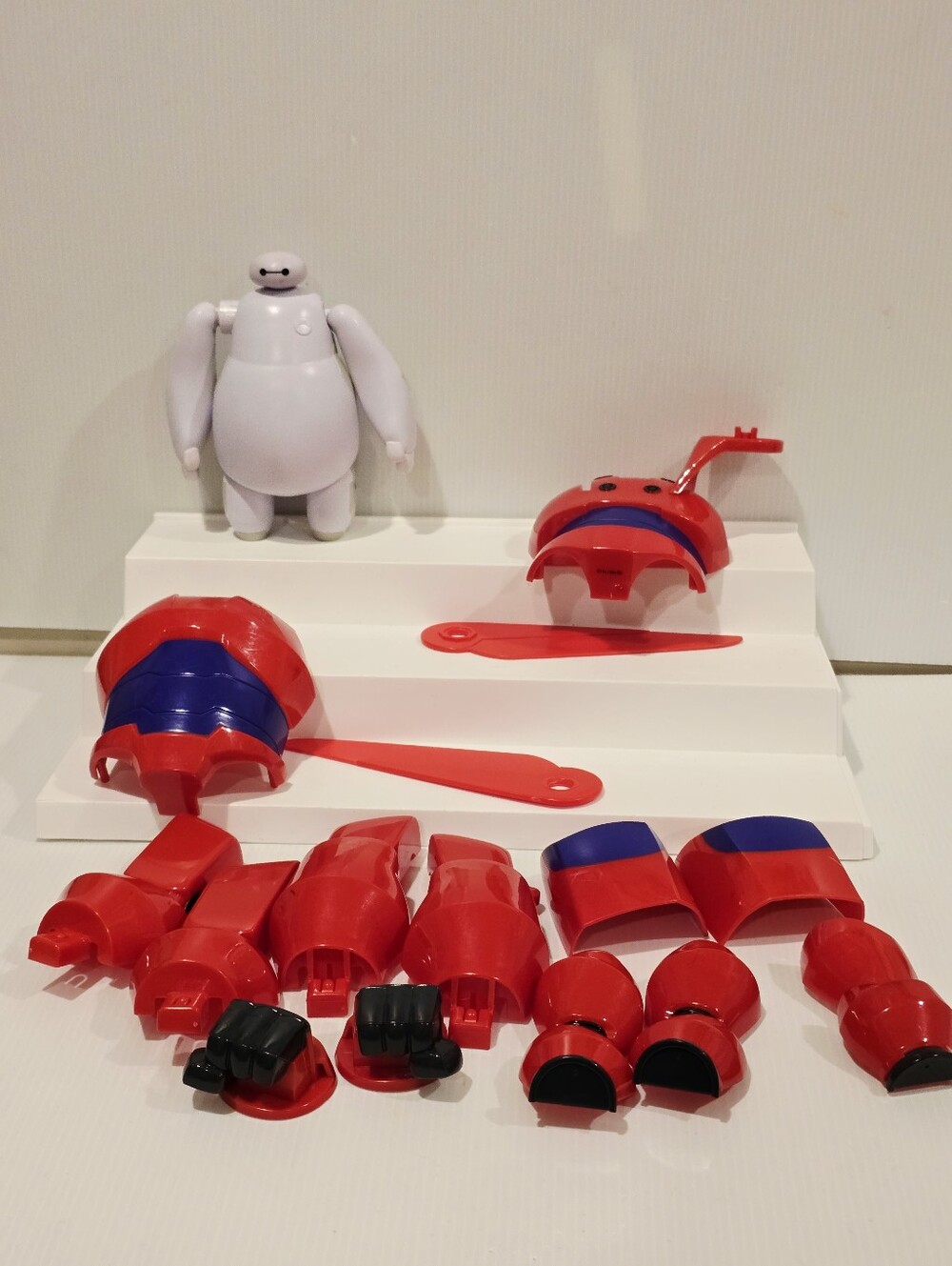 Disney Big Hero 6 Armor-Up Baymax Action Figure